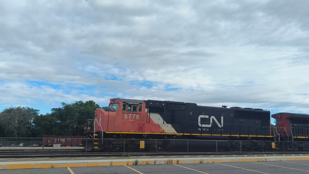 CN 5778